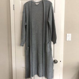 MainStrip - Cardigan Women's Relaxed Fit Oversized Size M/L